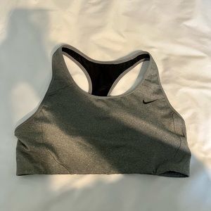 Nike racer back sports bra, size M
